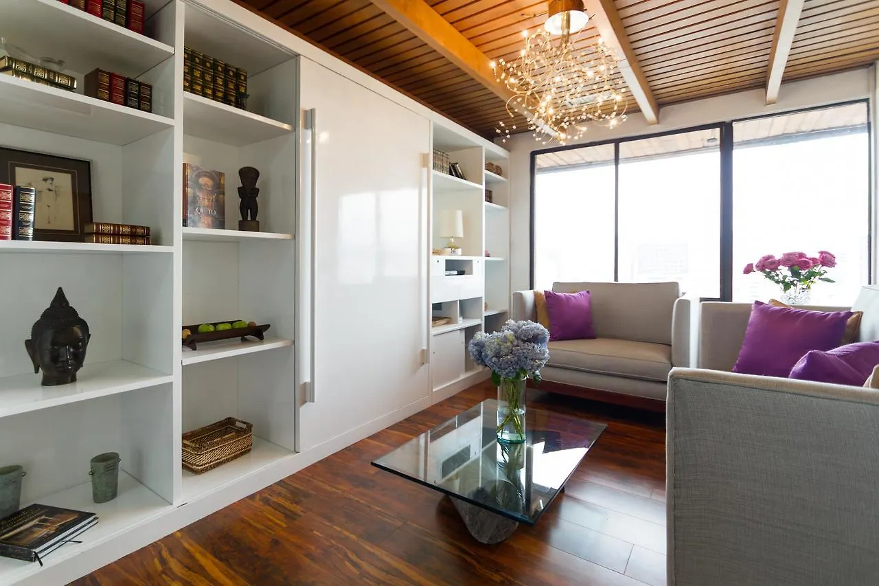 The Penthouse Lodge 基多 住宿加早餐酒店